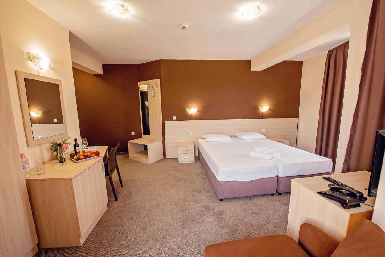 Hotel Santa Maria Obzor Eksteriør bilde