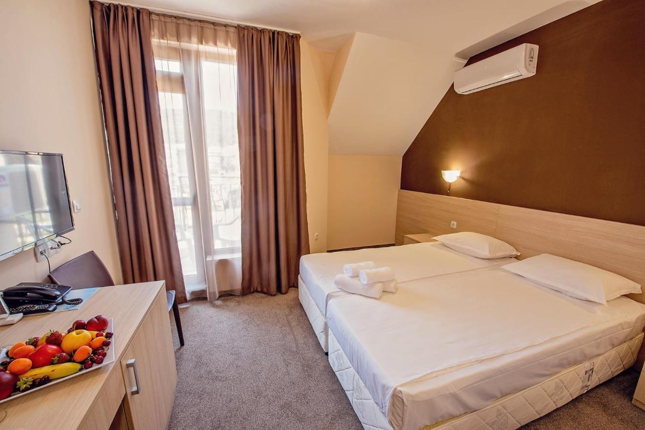 Hotel Santa Maria Obzor Eksteriør bilde
